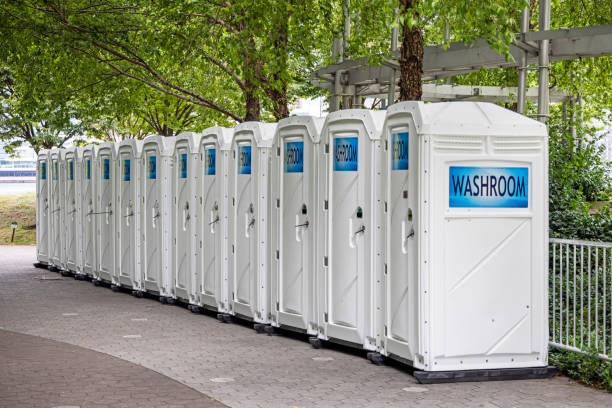 Best Portable toilet rental cost  in Marinette, WI